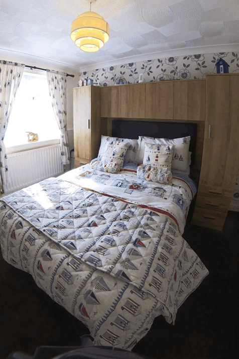 The Beach Hut Room